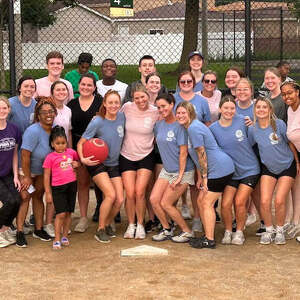 Close Knit Therapy (10:30 wave)